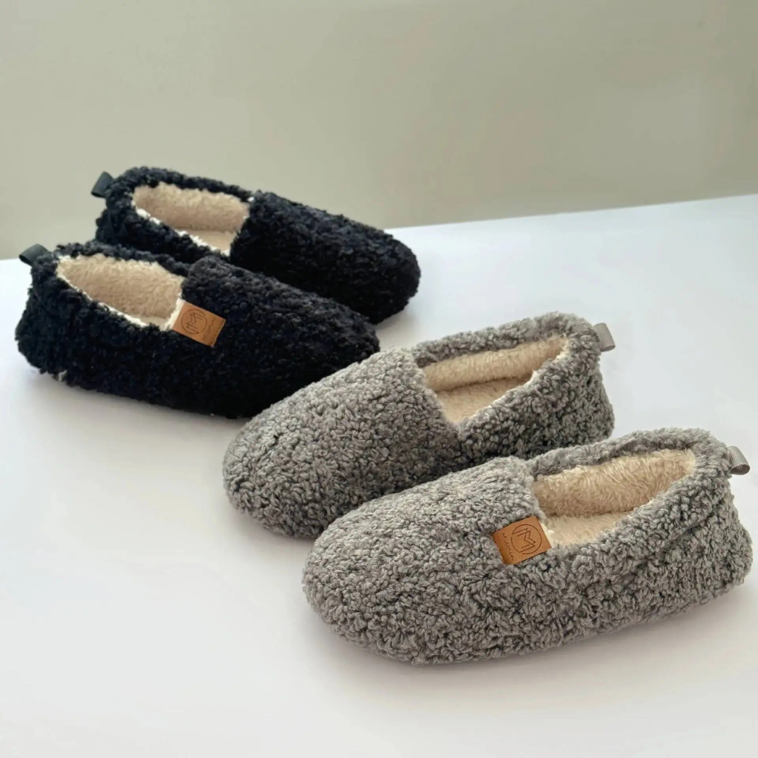 SnuggleStep™ – Varm Vinterslipper för Inomhusbruk med Mysigt Memory Foam