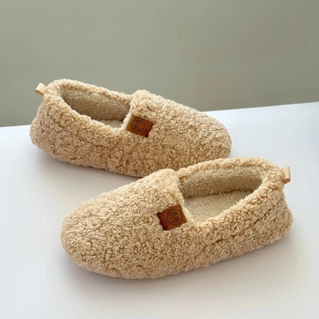 SnuggleStep™ – Varm Vinterslipper för Inomhusbruk med Mysigt Memory Foam