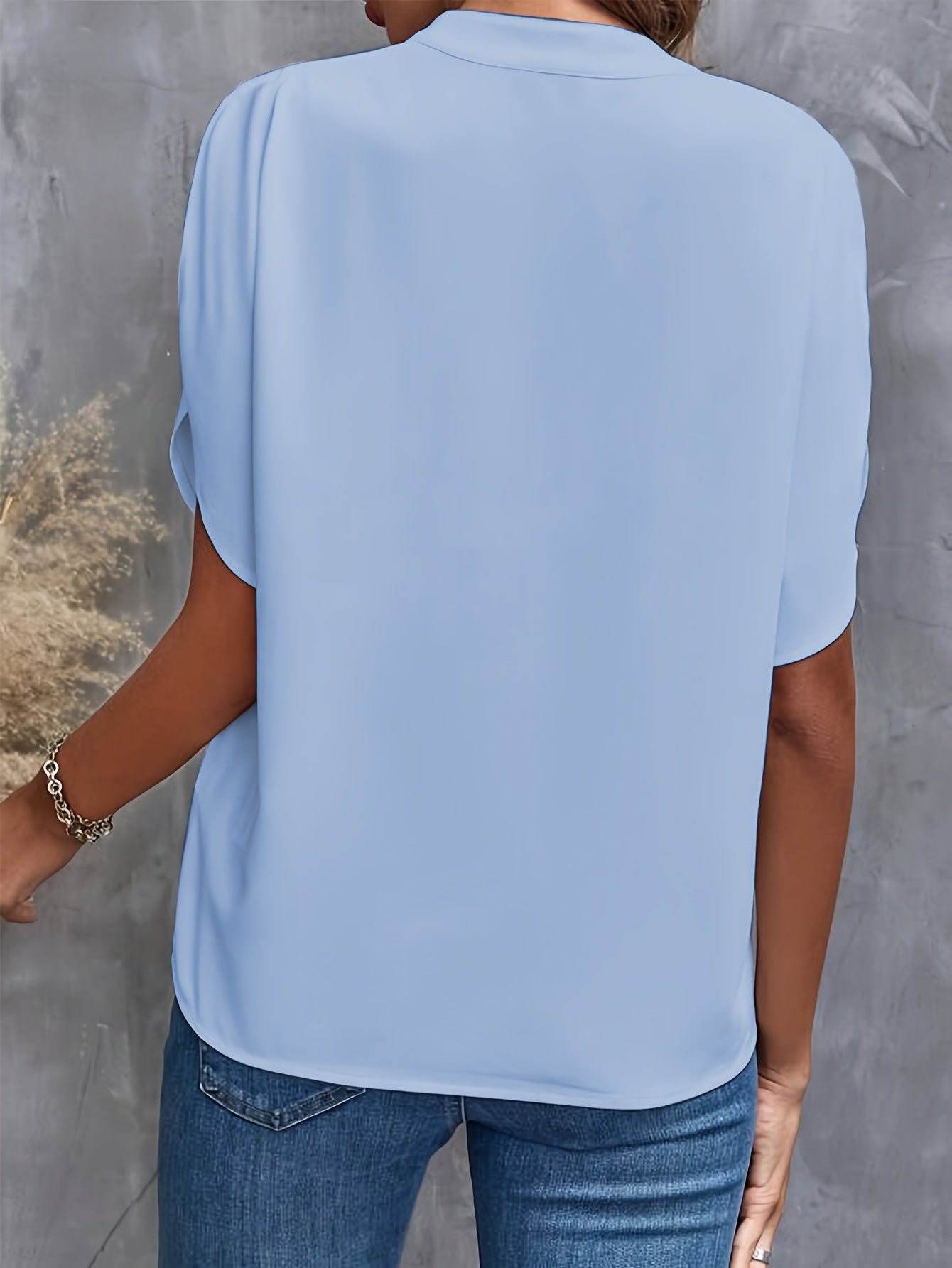 Vivi™ - Elegant Lätt Blus för Kvinnor